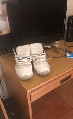 Jordan 11 legend blues