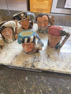 Vintage  5 Royal Doulton Toby Jugs 4” See Description For Information About 