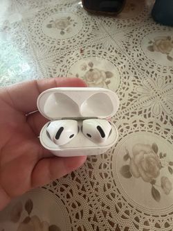 Airpods 4 noise cancellation