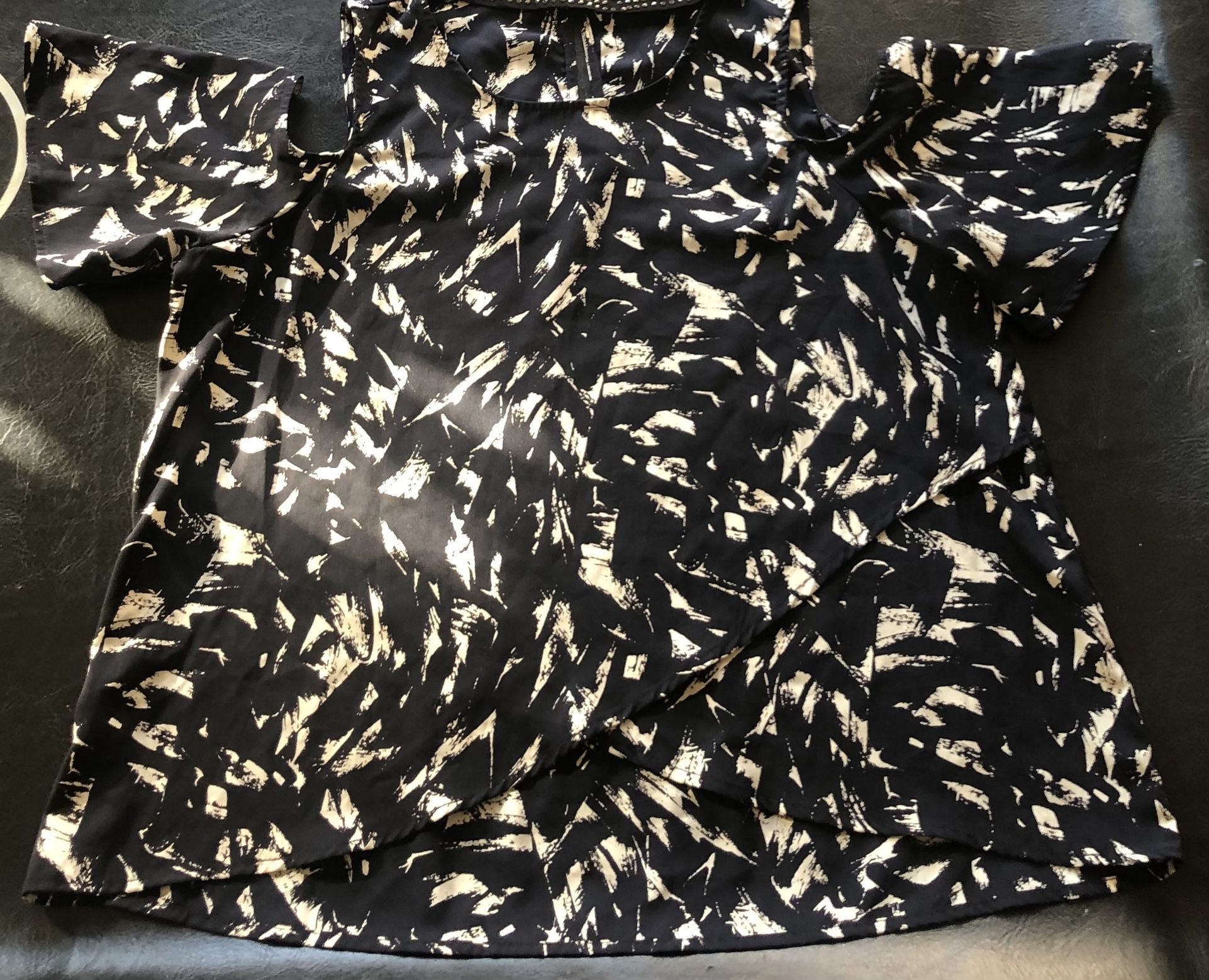 Women’s Clothes Size Medium (Bundle-NEW)