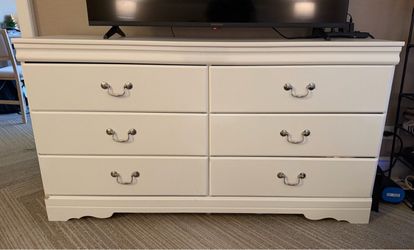 White 6-Drawer Double Dresser
