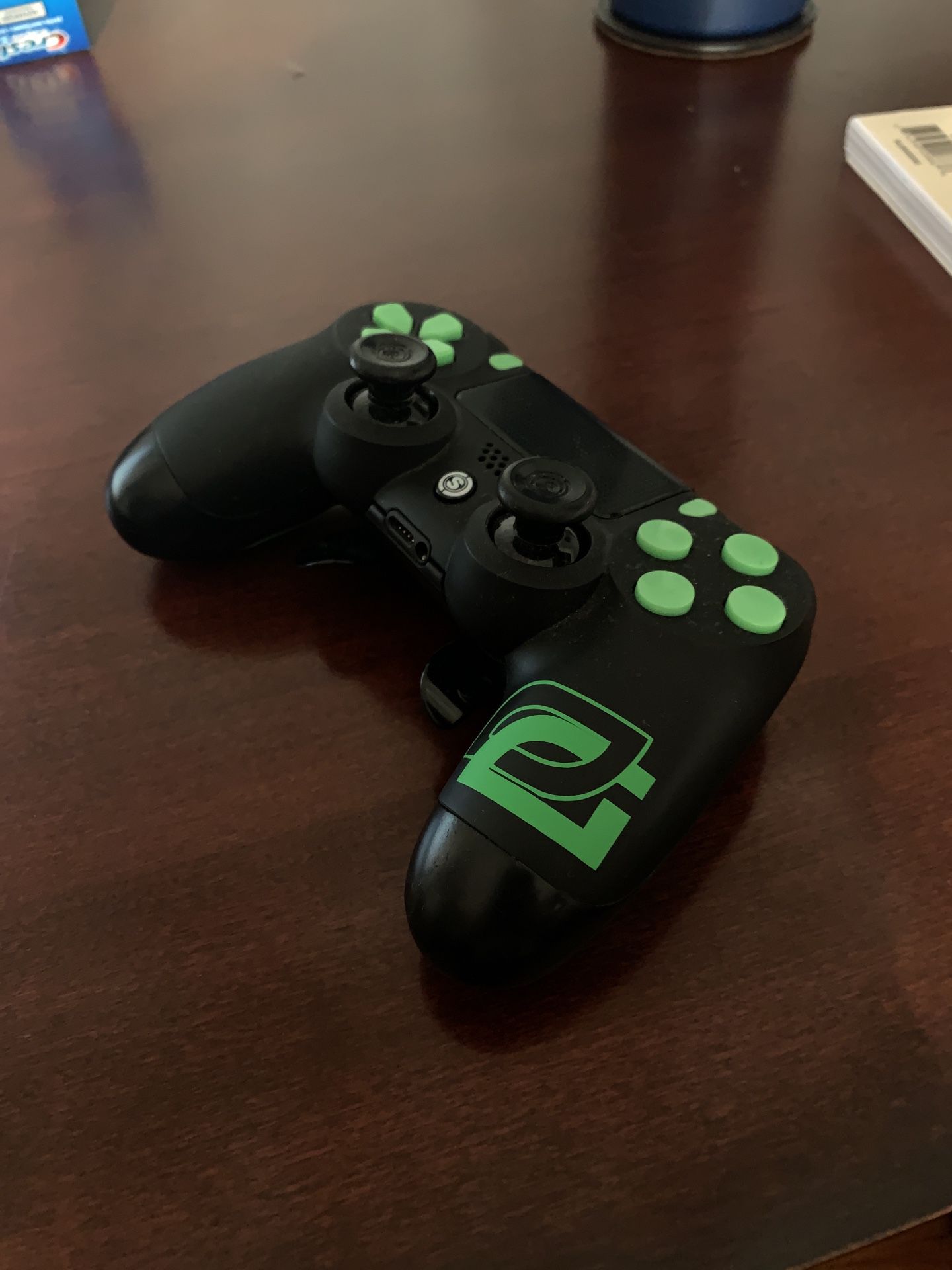 Scuf controller by Optic Matte Black & Green - Black ops 4 for Sale in Bellevue, WA - OfferUp