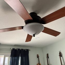 52 Inch Hunter Fan  With Remote 