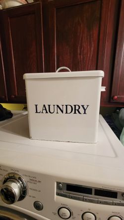 White Metal Laundry Storage Box with Lid