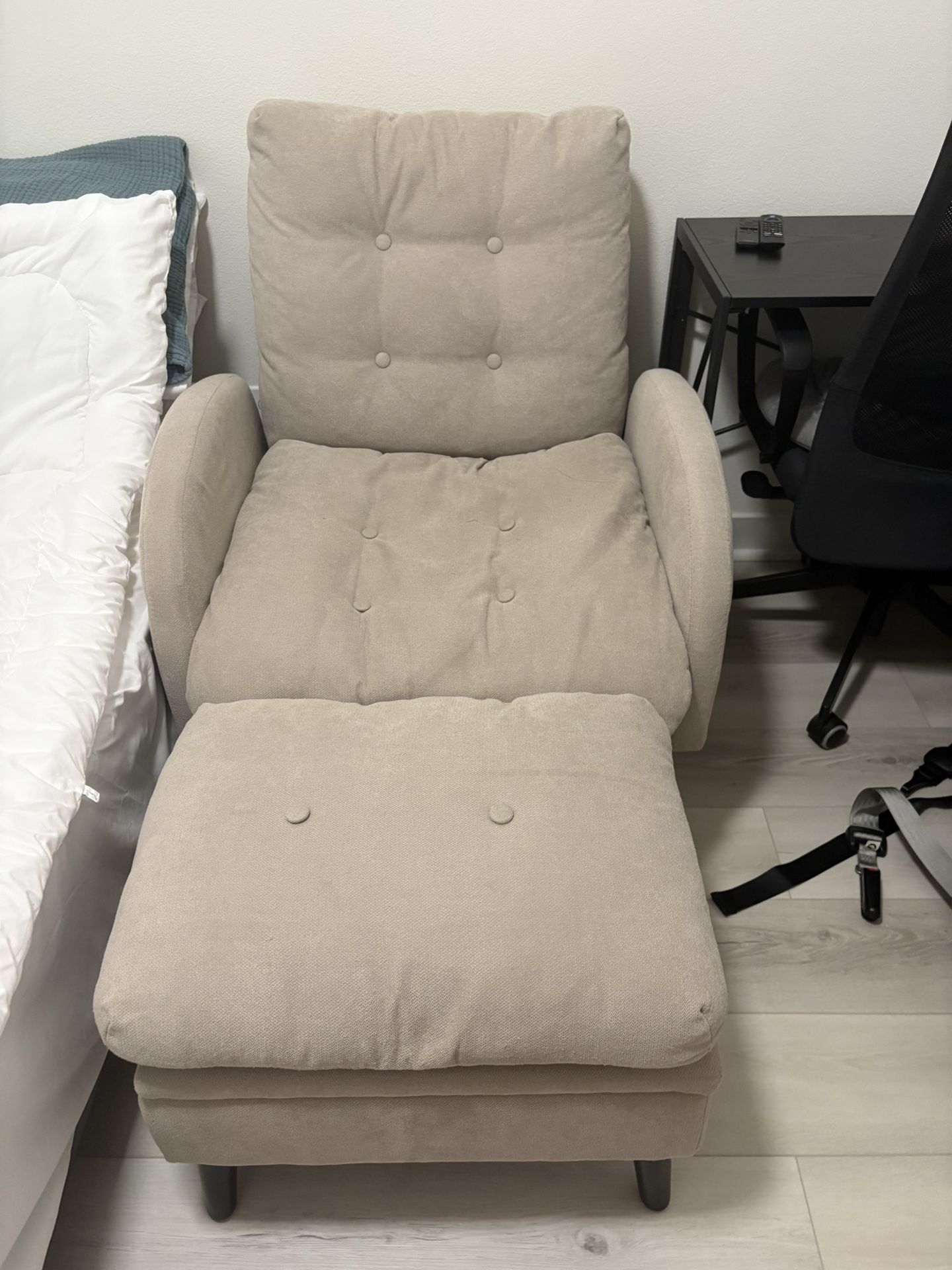 Chair with Ottoman Adjustable Backrest