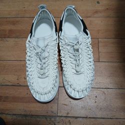 LINGY Sandals Men Handmad3 Weave Hollow Shoes 