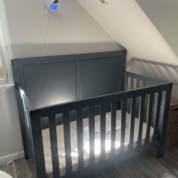 4 In 1 Delta crib
