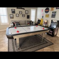 Air Hockey Table