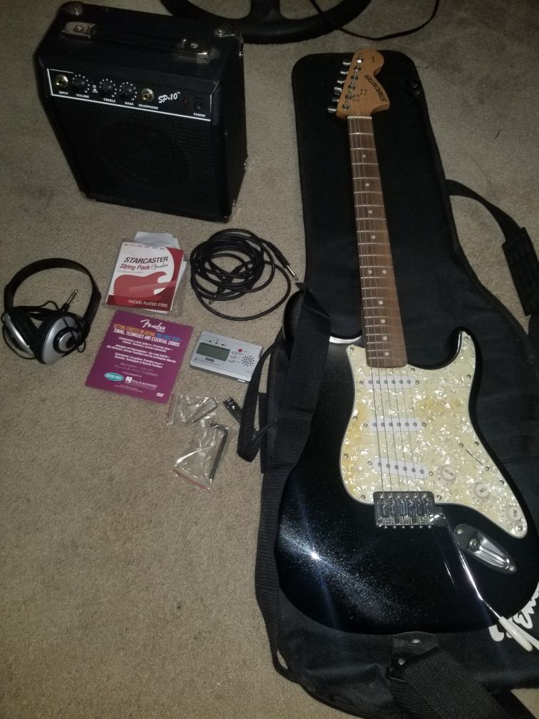 Fender Starcaster electric guitar w/amp