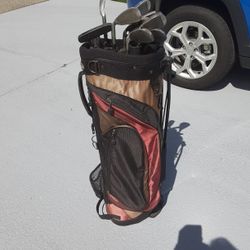 Golf Bag With Clubs