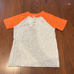 BOYS Size 5 Buttoned Shirt