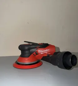 Milwaukee Fuel Cordless Random Orbital Sander