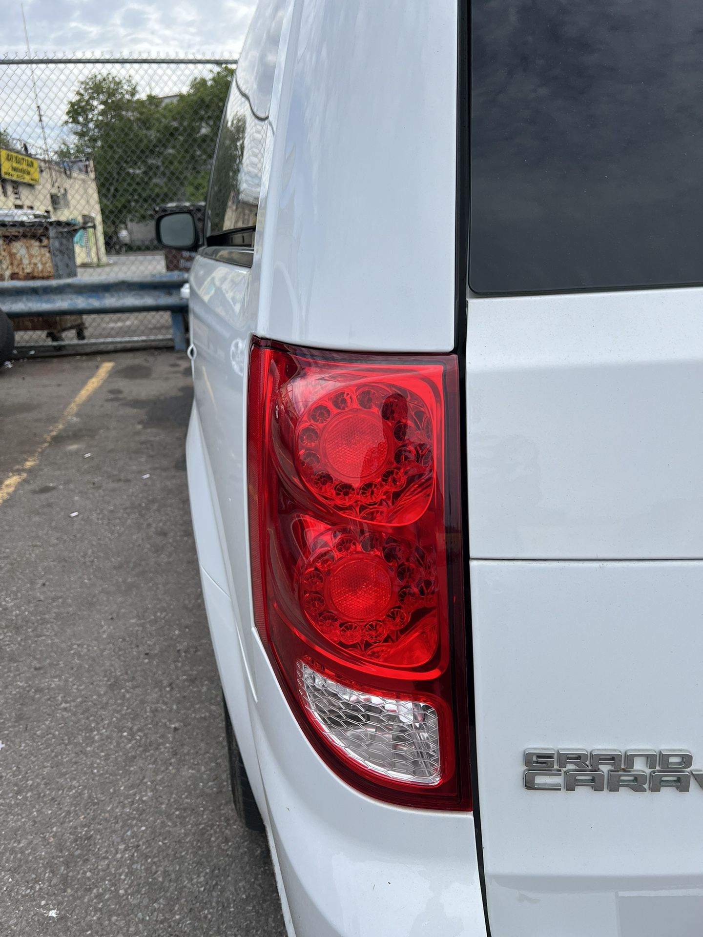 Drivers Side Tail Light 