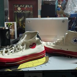 COMME des GARCONS PLAY

Converse Red Sole High Top