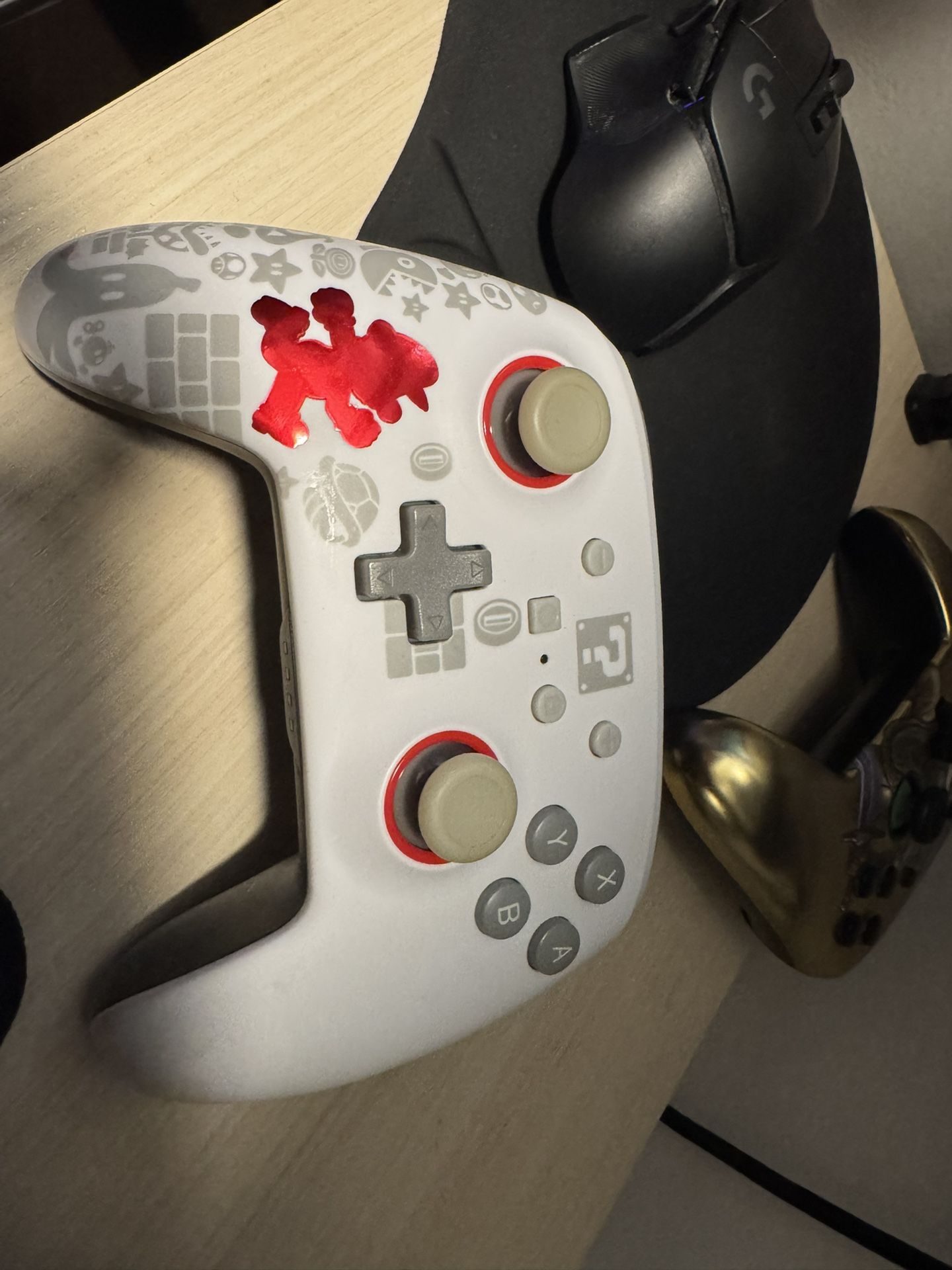 Nintendo Switch 1 CONTROLLER MARIO THEMED