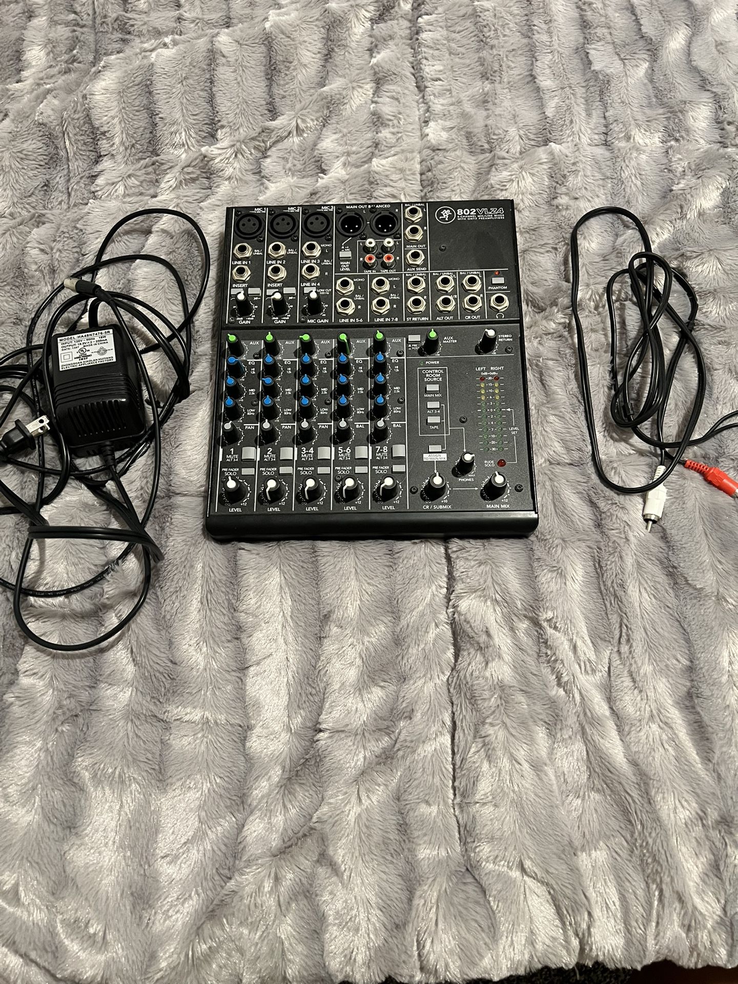 Mackie 802VLZ4 8-Channel Mixer