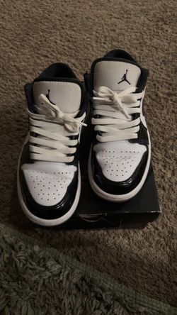 Jordan 1 Low - Size 8.5men