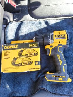 DeWalt 20 volt atomic 1/2in  drill driver and 2-pak of 20 volt batteries