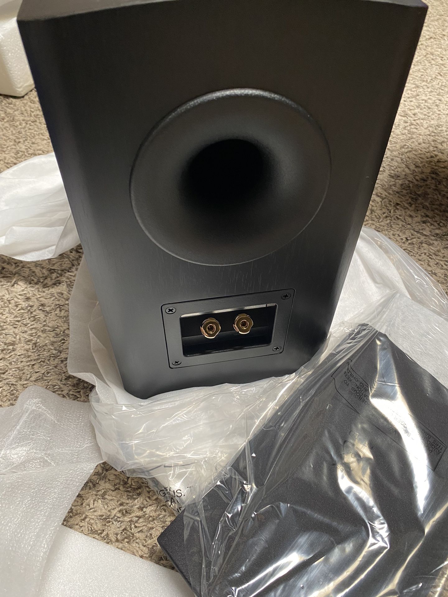Definitive Technology Studio Monitor 45 Shelf / Stand Monitor