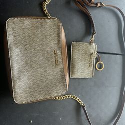 Mk Purse And Wallet 