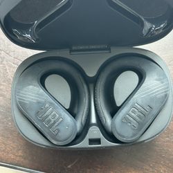 JBL Earbuds 