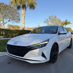 2021 HYUNDAI ELANTRA 