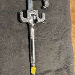 Genuine O.E.M Mopar Jeep Hook 12-21 Grand Cherokee 