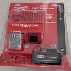 Milwaukee M18 M12 Combo Charger With Xc5.0 Battery 