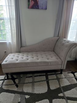 Chaise Lounge