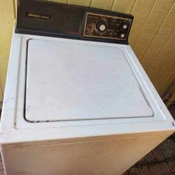 Vintage Kenmore Washer ,( Don't Know Condition)