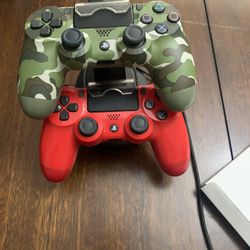 2 Ps4 Controller With Charging Dock 