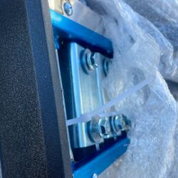 2015 to 2021 Ford F150 side step brand new in the box