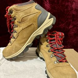 Women’s Hiking Boots Bear Paws Size 7 Shoes