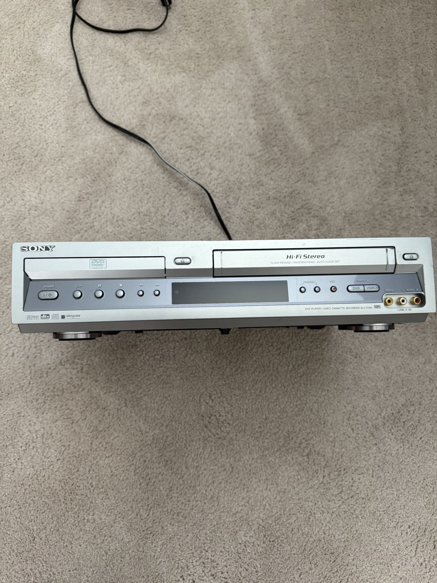 Sony SLV-D100 DVD-VCR Combo