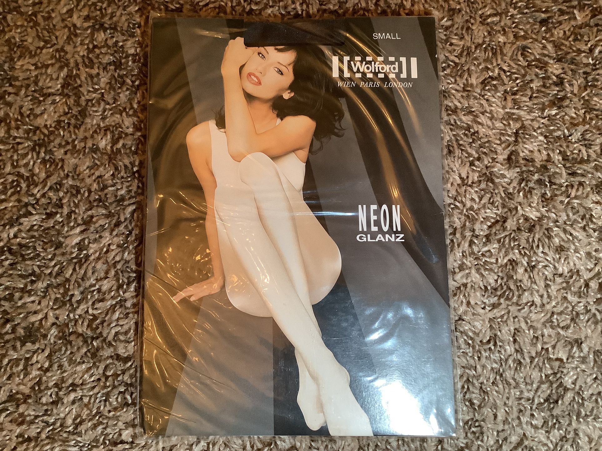 Wolford neon glanz tights, 40 denier, color anthracite, size: S