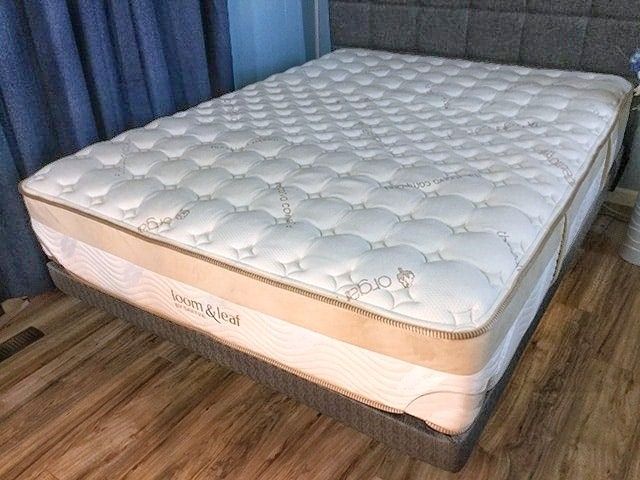 Very Nice Queen Saatva Loom & Leaf Organic Mattress and Platform Bed Frame
