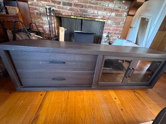 TV stand entertainment center dresser