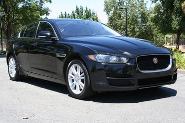 2017 Jaguar XE