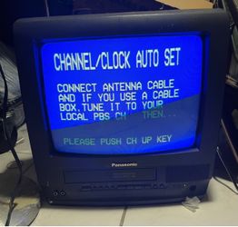 Panasonic Omnivision 13” CRT TV/VHS Player. No antenna or remote