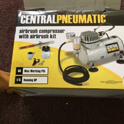 Central Pneumatic Airbrush compressor with airbrush kit