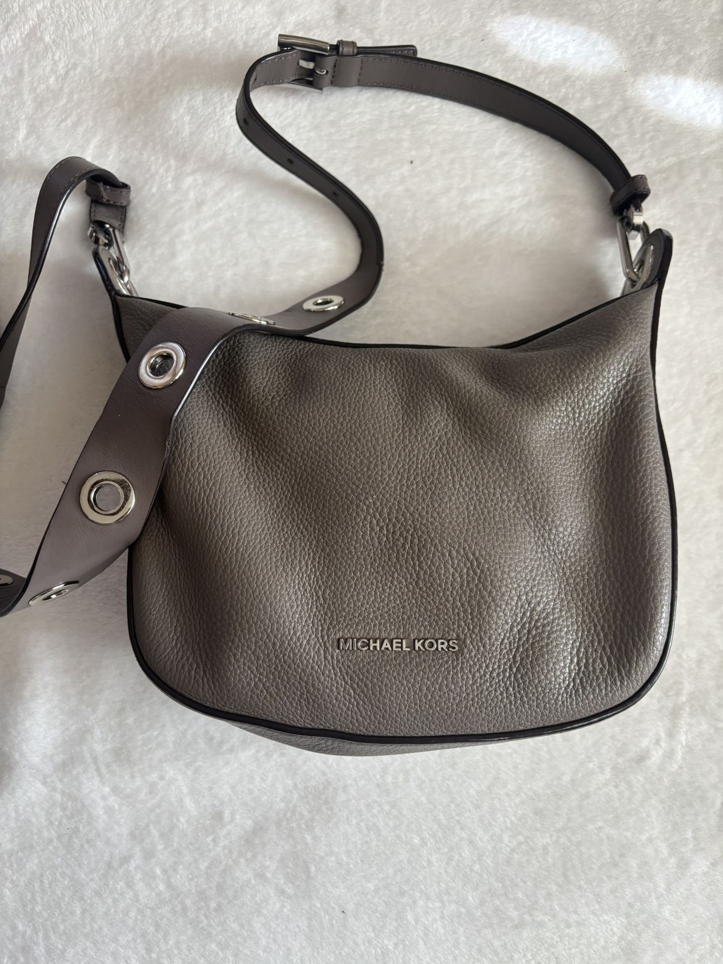 Michael Kors Messenger Bag