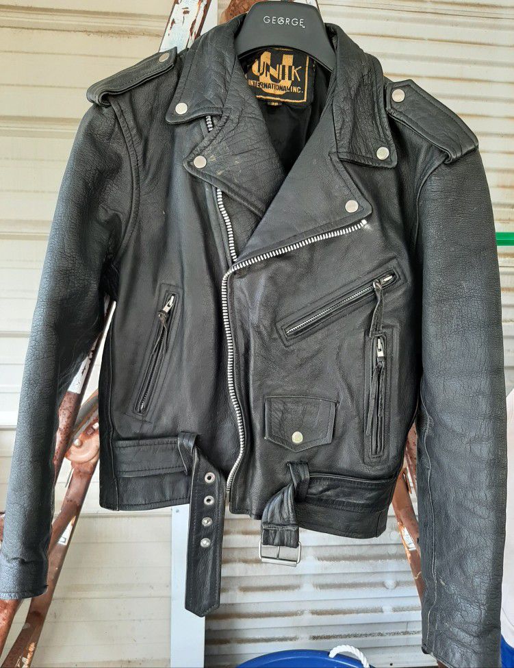 UNIK Women's Leather Motorcycle Jacket size 36 (S/M), Quilted lining.