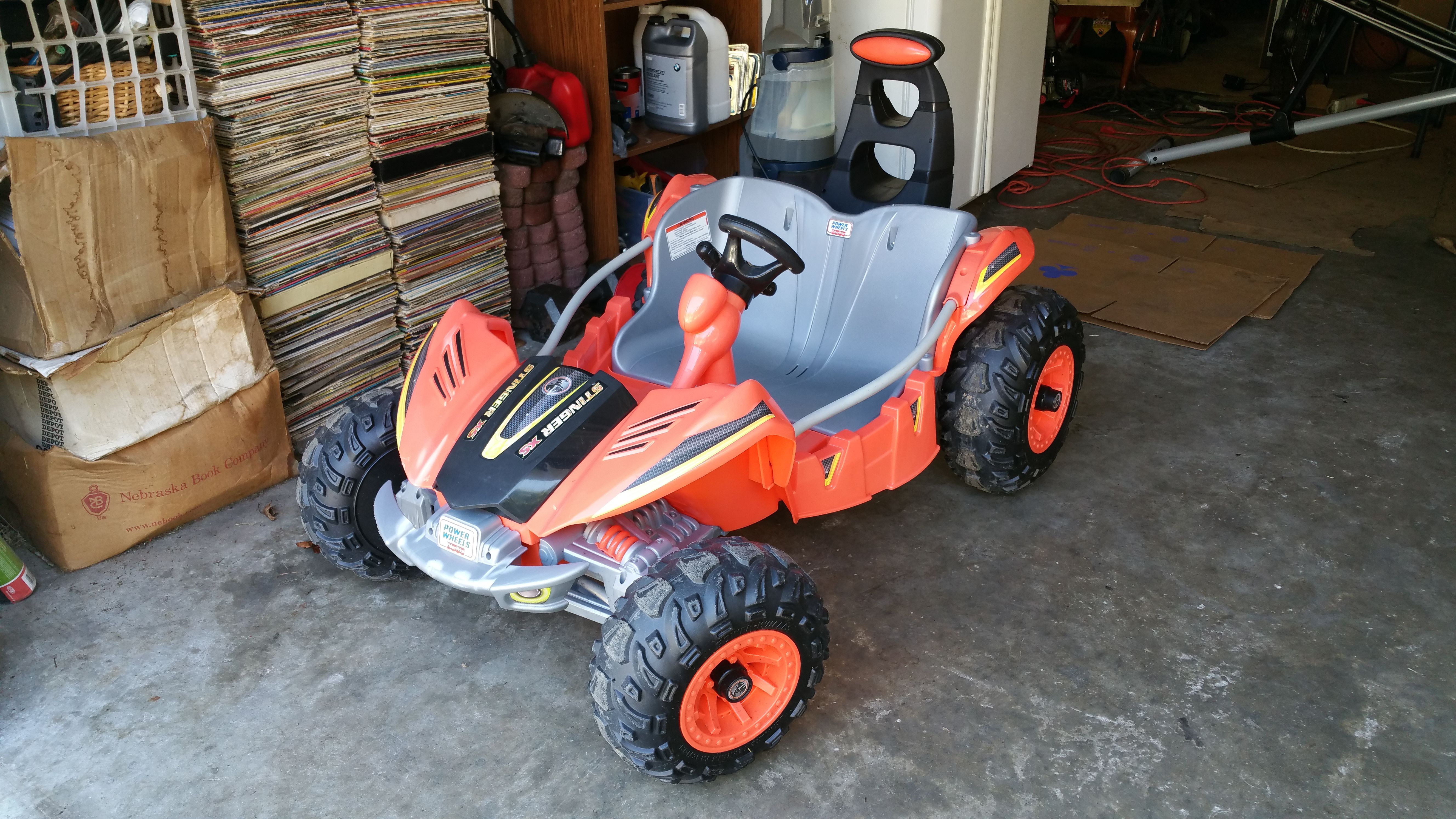 Stinger XS Dune Racer - Power Wheels Ride On