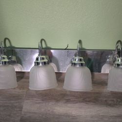 Bathroom Vanity Lights 