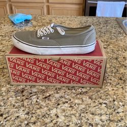 Vans, Color Grey, Zise 8 1/2  Men 