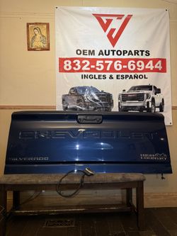 2021 2022 2025 Chevy Chevrolet Silverado 2500 HD 3500 Blue Rear Tailgate With Camera