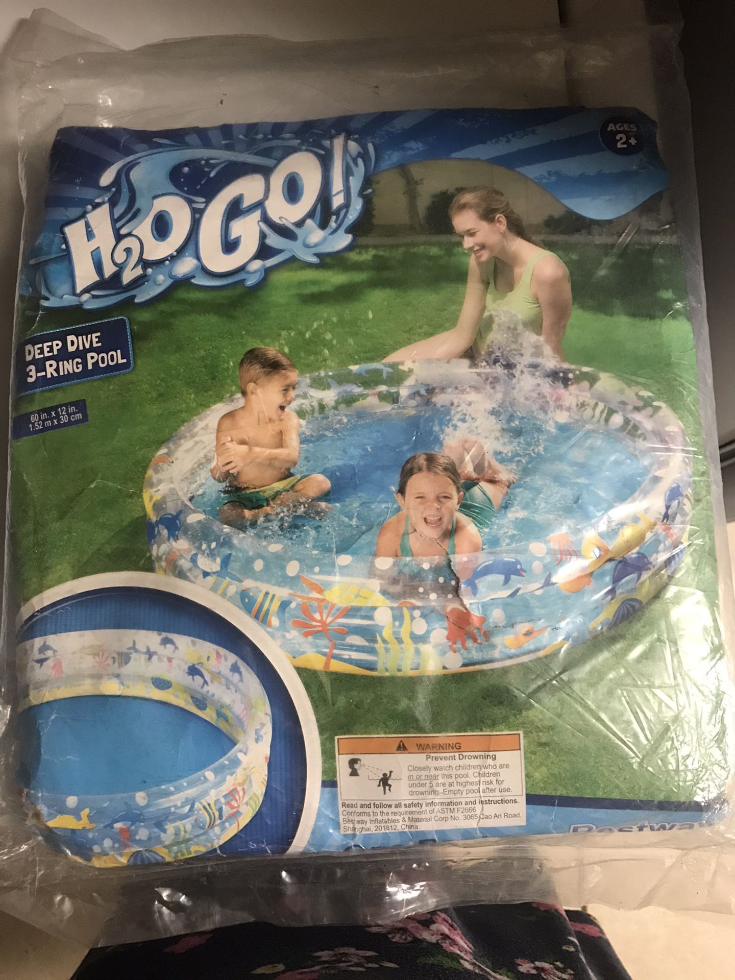 2-H2O Go Pool Brand New!!! 10$ Both