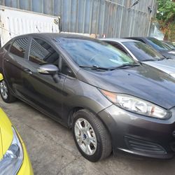 2015 Ford Fiesta