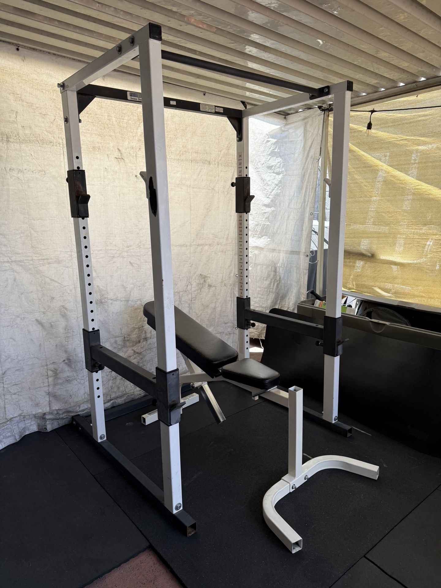 Squat Rack And Weight Bench