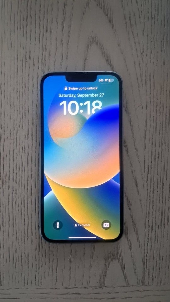 Iphone 14 light blue